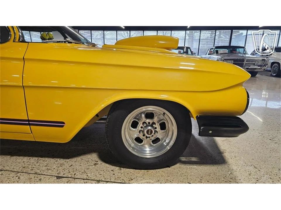 1961 Chevrolet Impala 3rd Gen - Image 21 of 31
