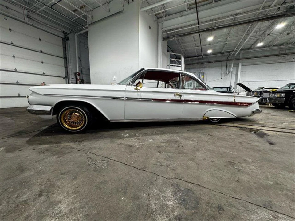 1961 Chevrolet Impala 3rd Gen - Image 18 of 31