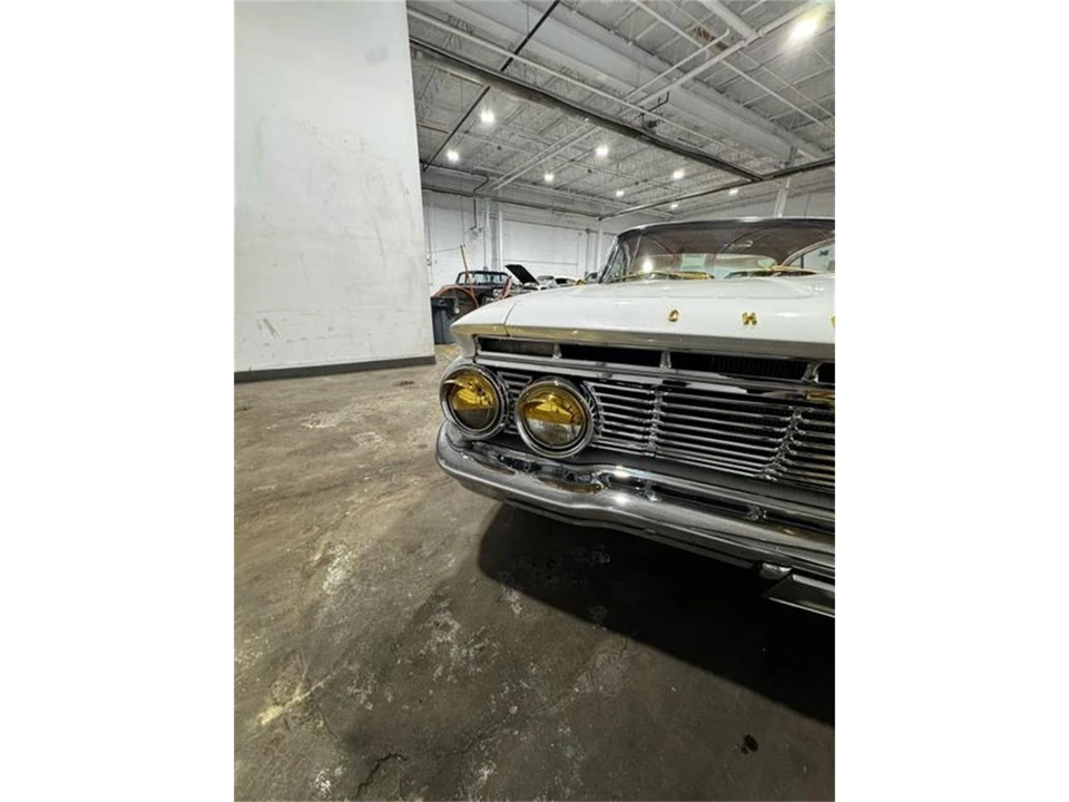1961 Chevrolet Impala 3rd Gen - Image 22 of 31