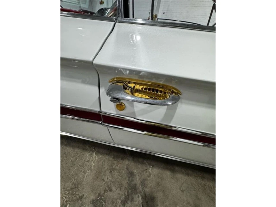 1961 Chevrolet Impala 3rd Gen - Image 26 of 31