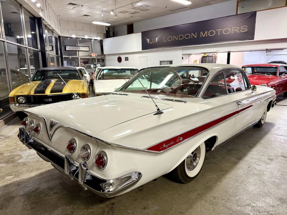 1961 Chevrolet Impala 3rd Gen - Image 13 of 16