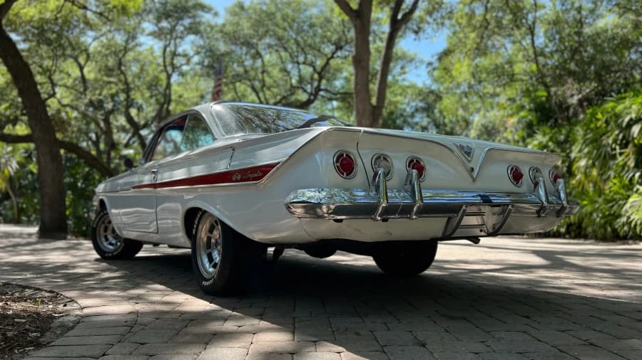 1961 Chevrolet Impala 3rd Gen - Image 13 of 16