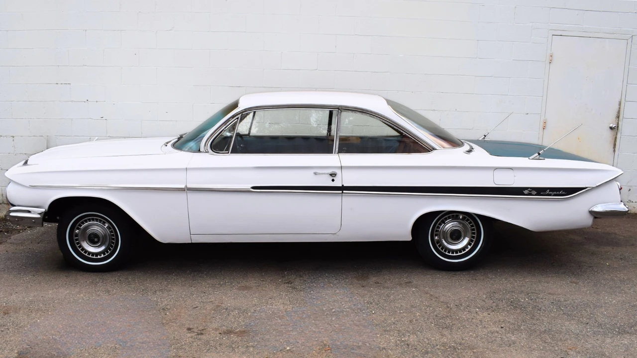 1961 Chevrolet Impala 2nd Gen - Image 3 of 21