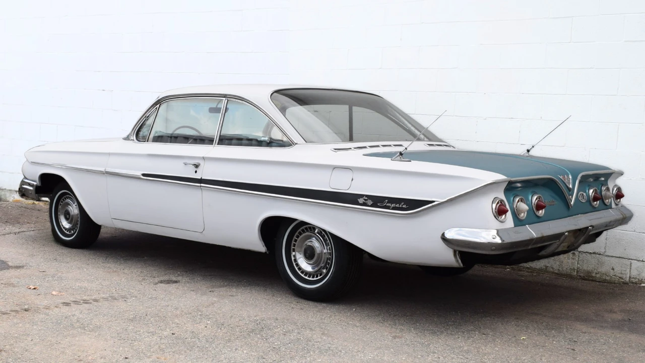 1961 Chevrolet Impala 2nd Gen - Image 6 of 21