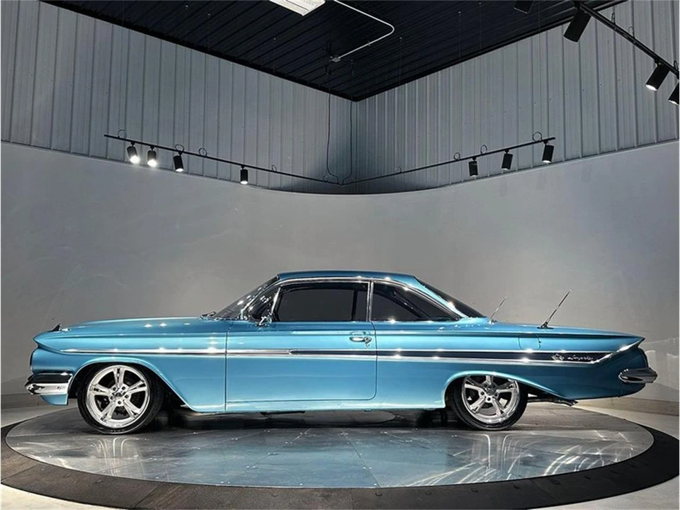 1961 Chevrolet Impala 3rd Gen - Image 10 of 31