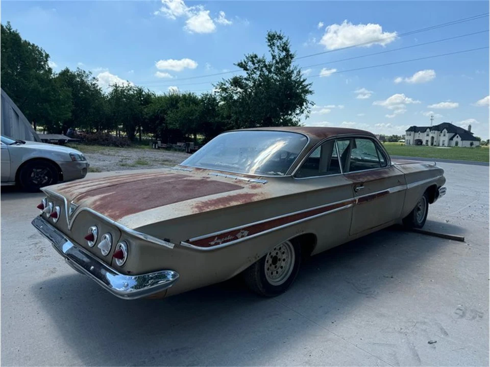 1961 Chevrolet Impala 3rd Gen - Image 18 of 31
