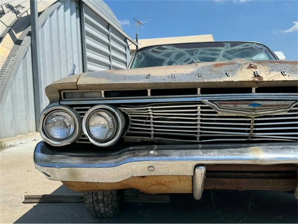 1961 Chevrolet Impala 3rd Gen - Image 28 of 31