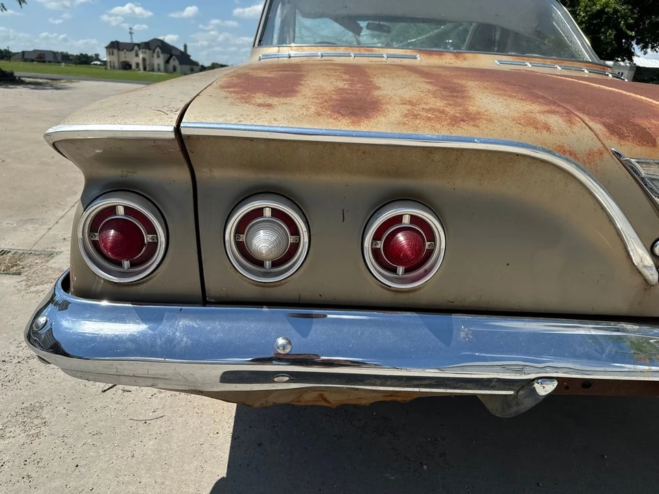 1961 Chevrolet Impala 3rd Gen - Image 30 of 31