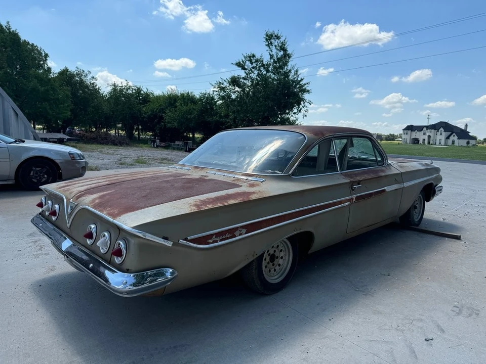 1961 Chevrolet Impala 3rd Gen - Image 18 of 31