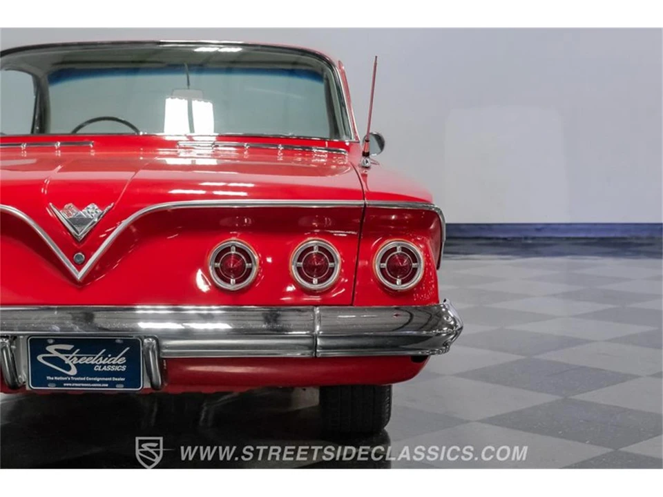 1961 Chevrolet Impala 3rd Gen - Image 26 of 31