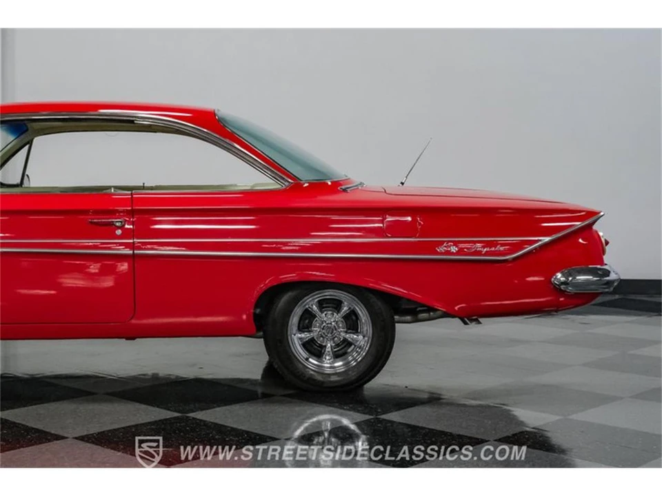 1961 Chevrolet Impala 3rd Gen - Image 24 of 31