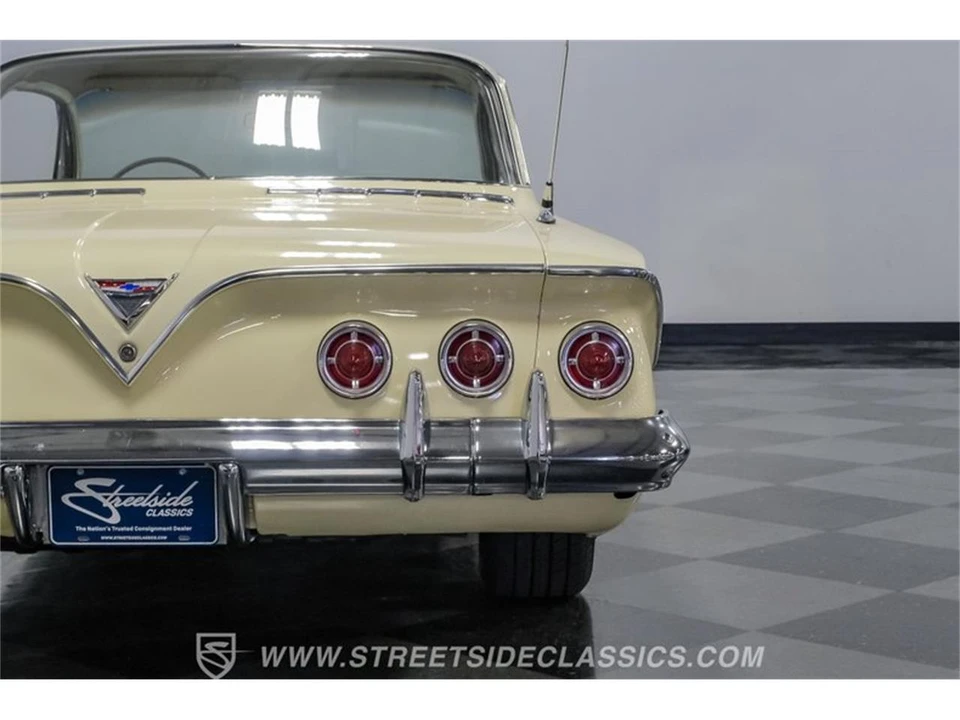 1961 Chevrolet Impala 3rd Gen - Image 26 of 31
