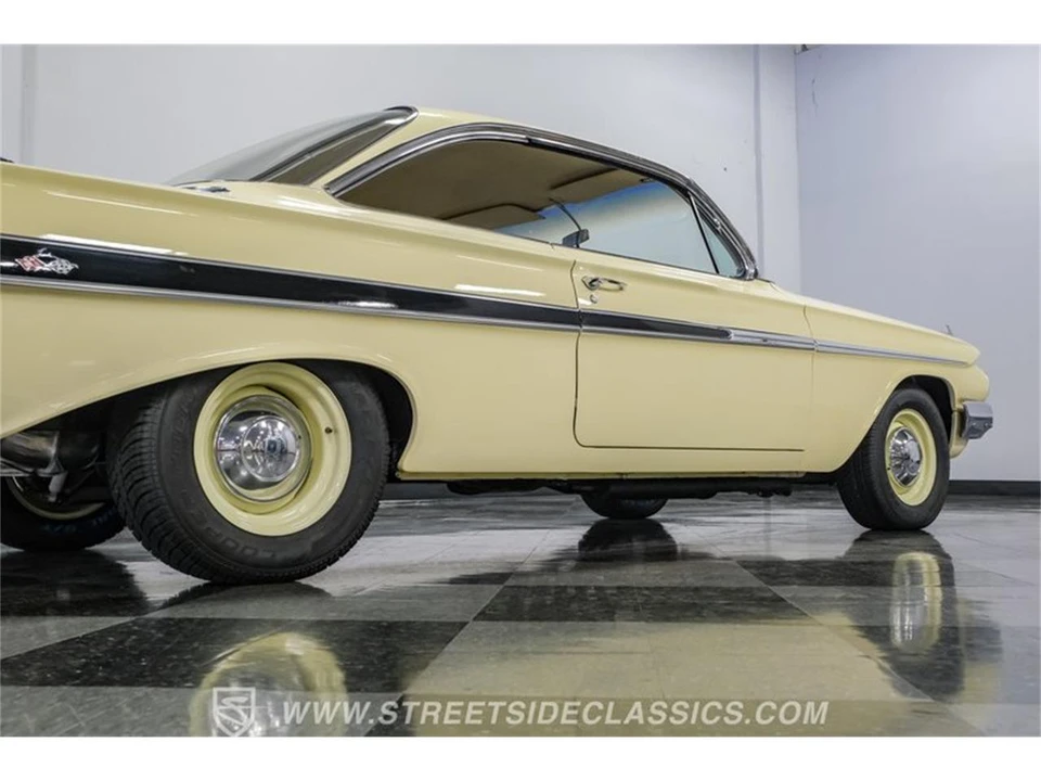 1961 Chevrolet Impala 3rd Gen - Image 28 of 31