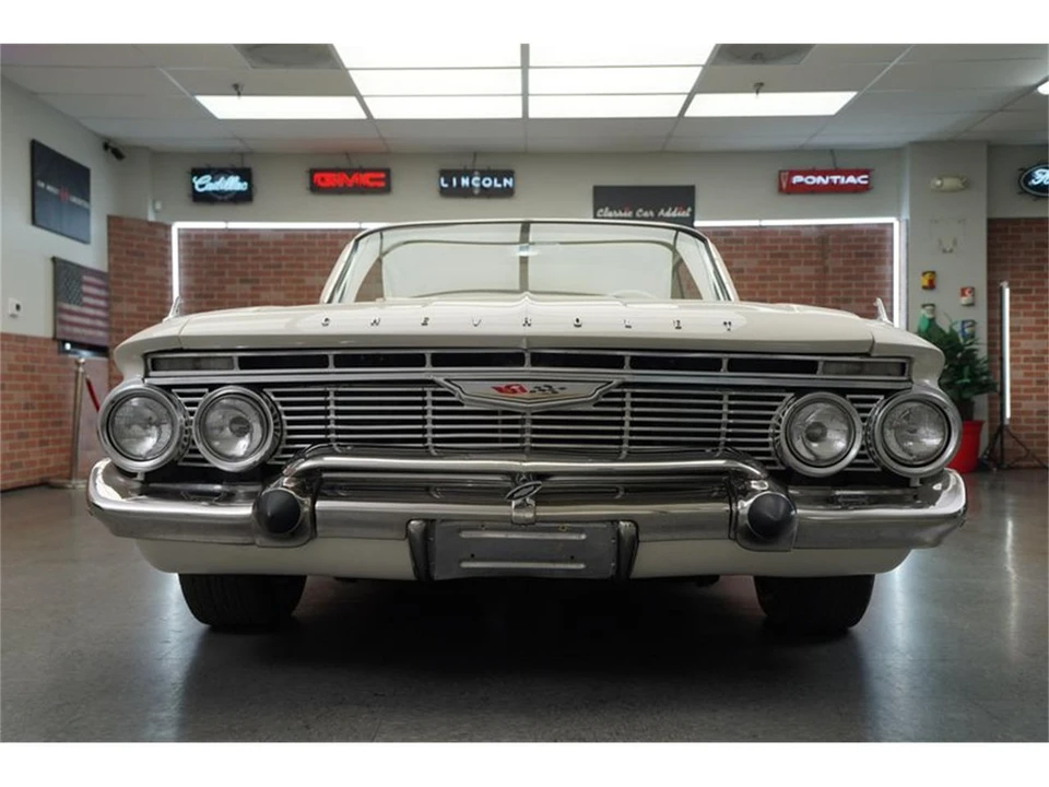 1961 Chevrolet Impala 3rd Gen - Image 28 of 31