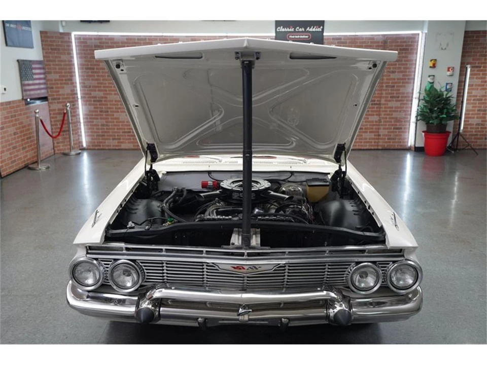 1961 Chevrolet Impala 3rd Gen - Image 10 of 31
