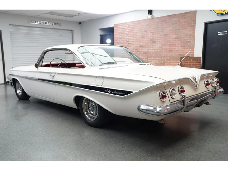 1961 Chevrolet Impala 3rd Gen - Image 4 of 31