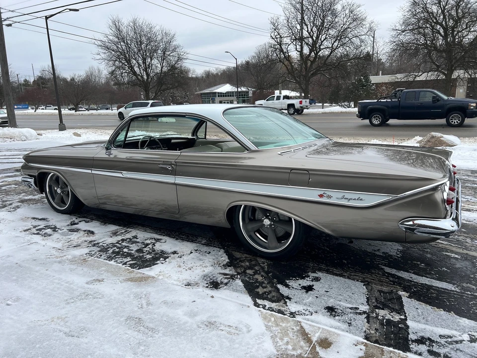 1961 Chevrolet Impala 2nd Gen - Image 20 of 21