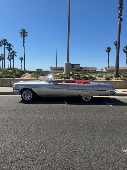 1961 Chevrolet Impala - Image 4 of 29