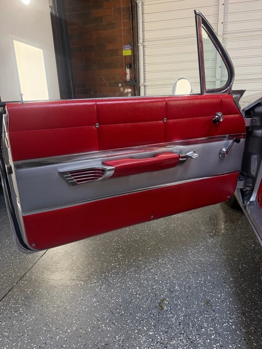 1961 Chevrolet Impala - Image 14 of 29