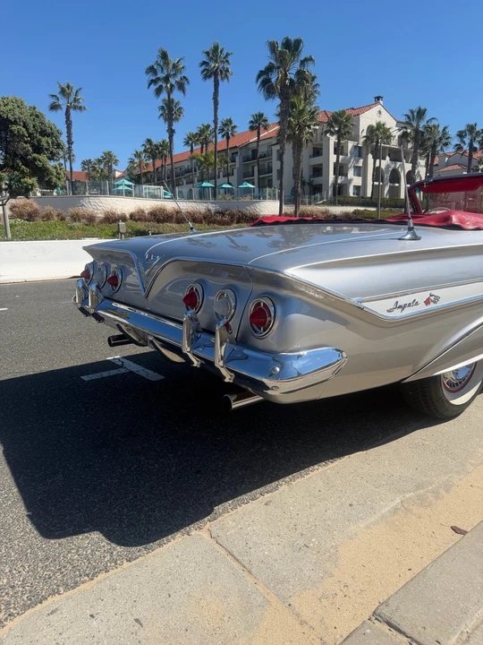 1961 Chevrolet Impala - Image 10 of 29