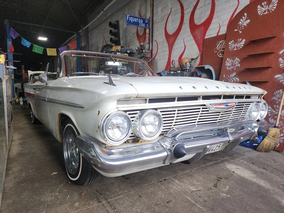 1961 Chevrolet Impala 2nd Gen - Image 9 of 21