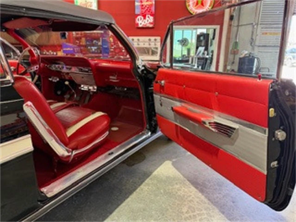 1961 Chevrolet Impala 3rd Gen - Image 12 of 23