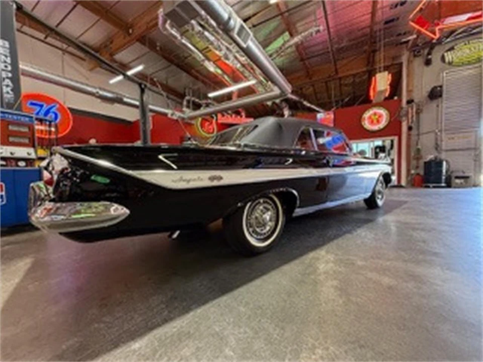 1961 Chevrolet Impala 3rd Gen - Image 7 of 23
