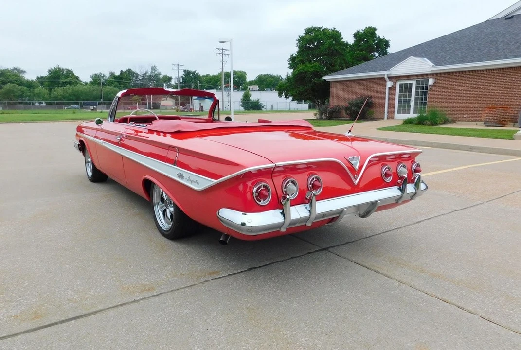1961 Chevrolet Impala 3rd Gen - Image 29 of 31