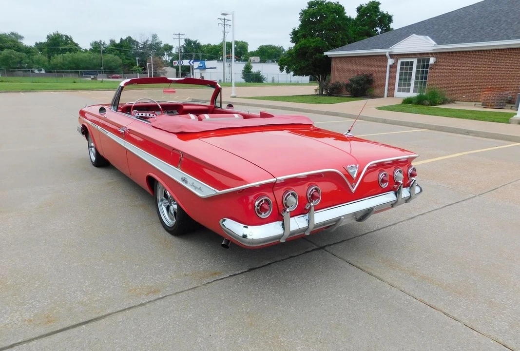 1961 Chevrolet Impala 3rd Gen - Image 12 of 31