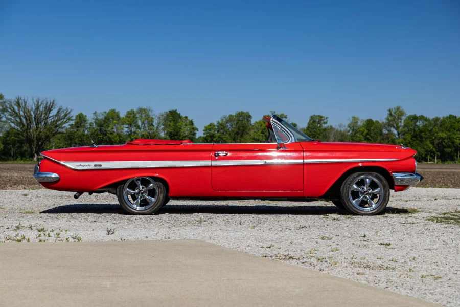 1961 Chevrolet Impala 3rd Gen - Image 9 of 31