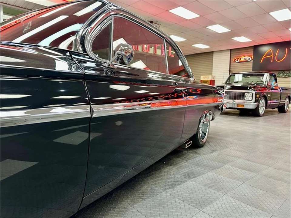 1961 Chevrolet Impala 3rd Gen - Image 17 of 31