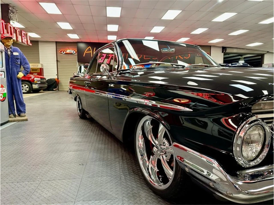 1961 Chevrolet Impala 3rd Gen - Image 20 of 31