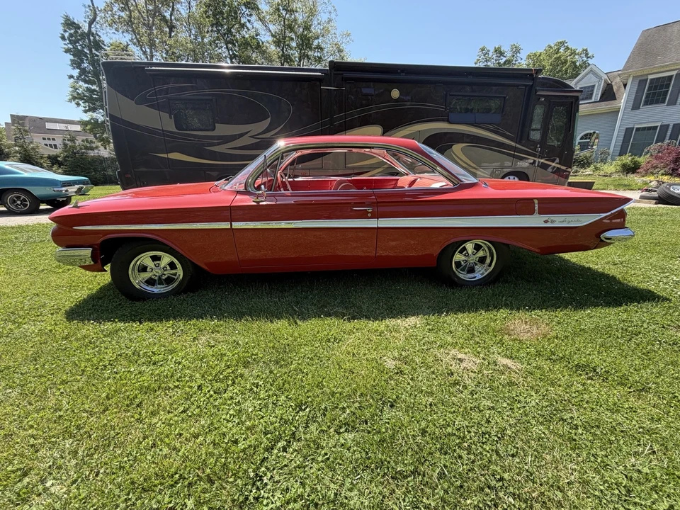 1961 Chevrolet Impala SS 3rd Gen - Image 8 of 31