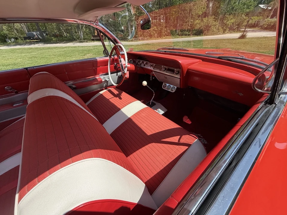 1961 Chevrolet Impala SS 3rd Gen - Image 28 of 31