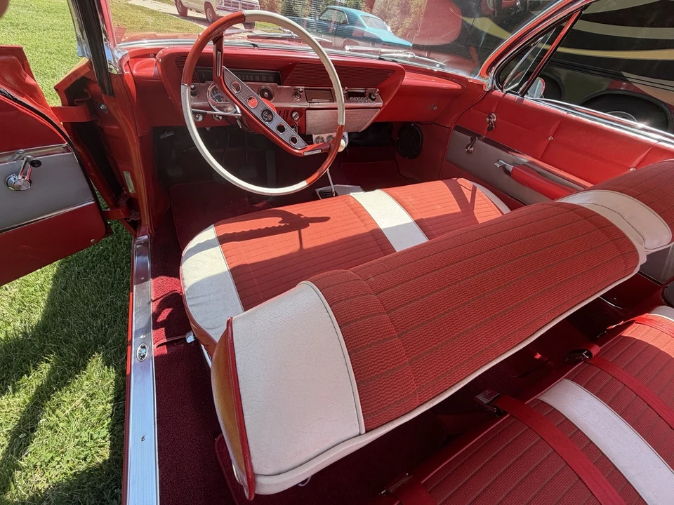 1961 Chevrolet Impala SS 3rd Gen - Image 26 of 31