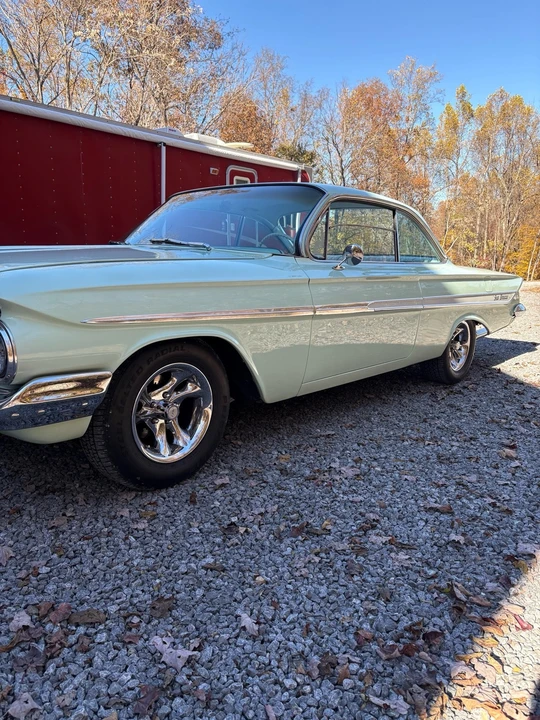 1961 Chevrolet Impala 2nd Gen - Image 20 of 21