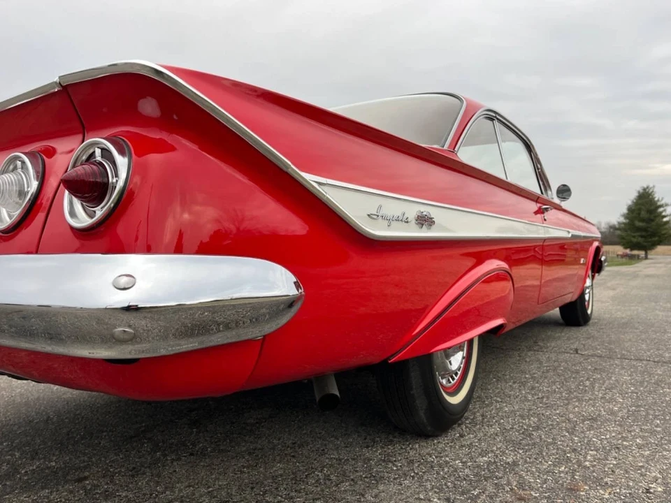 1961 Chevrolet Impala 3rd Gen - Image 16 of 21