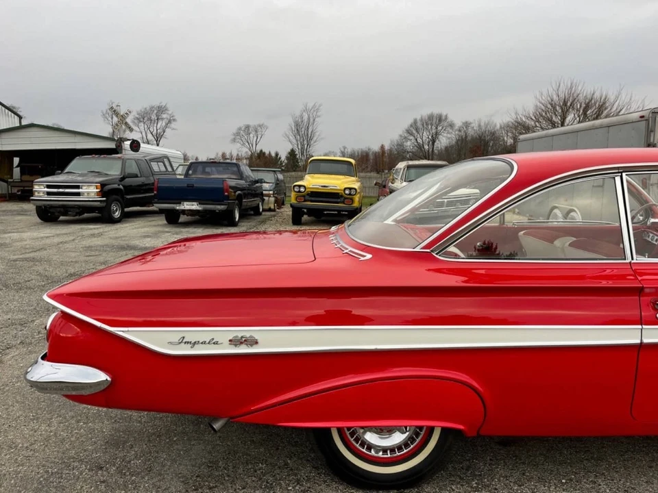 1961 Chevrolet Impala 3rd Gen - Image 17 of 21