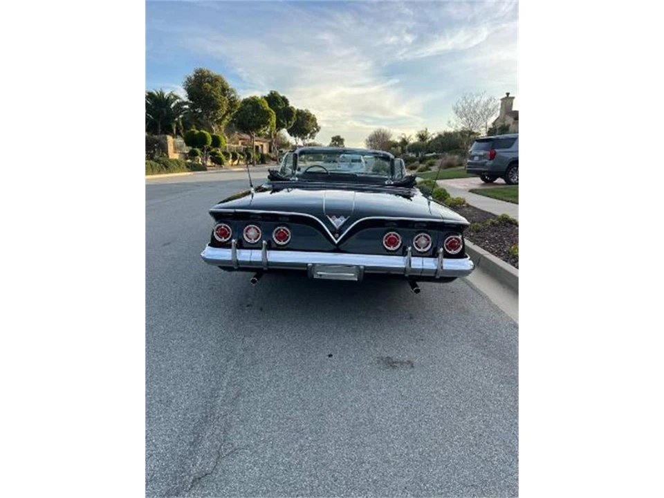 1961 Chevrolet Impala 3rd Gen - Image 6 of 19