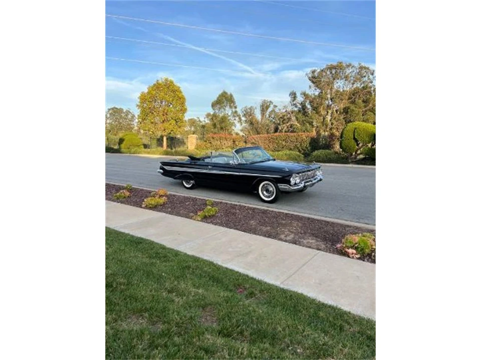 1961 Chevrolet Impala 3rd Gen - Image 7 of 19
