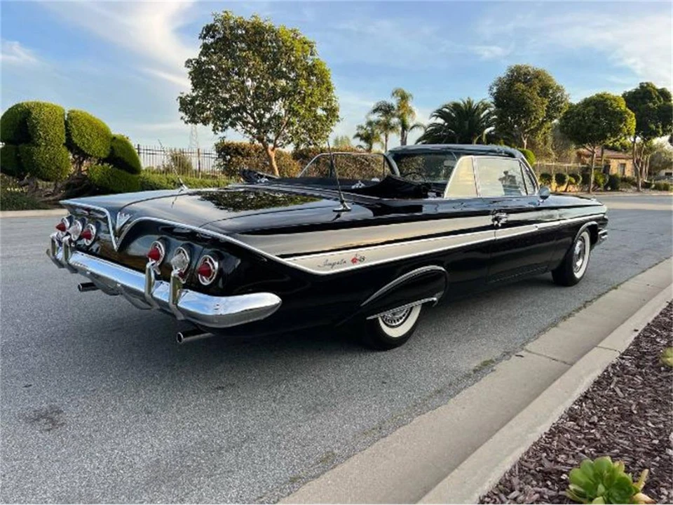 1961 Chevrolet Impala 3rd Gen - Image 5 of 19