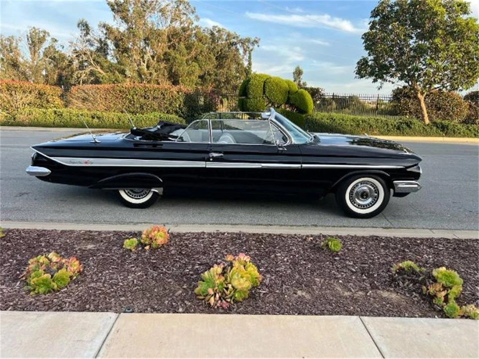 1961 Chevrolet Impala 3rd Gen - Image 8 of 19