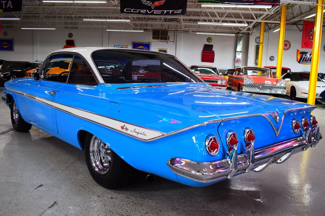 1961 Chevrolet Impala 2nd Gen - Image 17 of 20