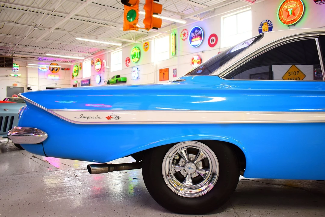 1961 Chevrolet Impala 2nd Gen - Image 8 of 20