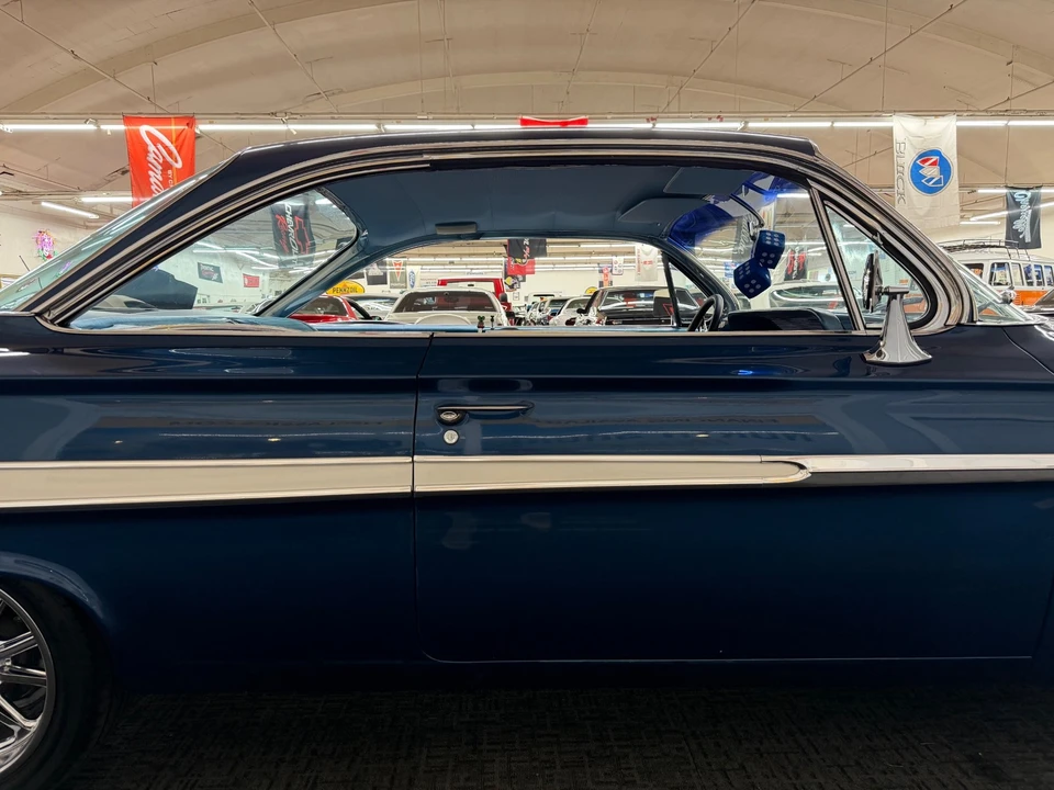 1961 Chevrolet Impala 3rd Gen - Image 24 of 31