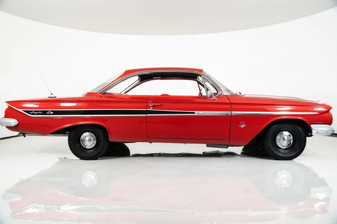 1961 Chevrolet Impala 1st Gen - Image 19 of 21