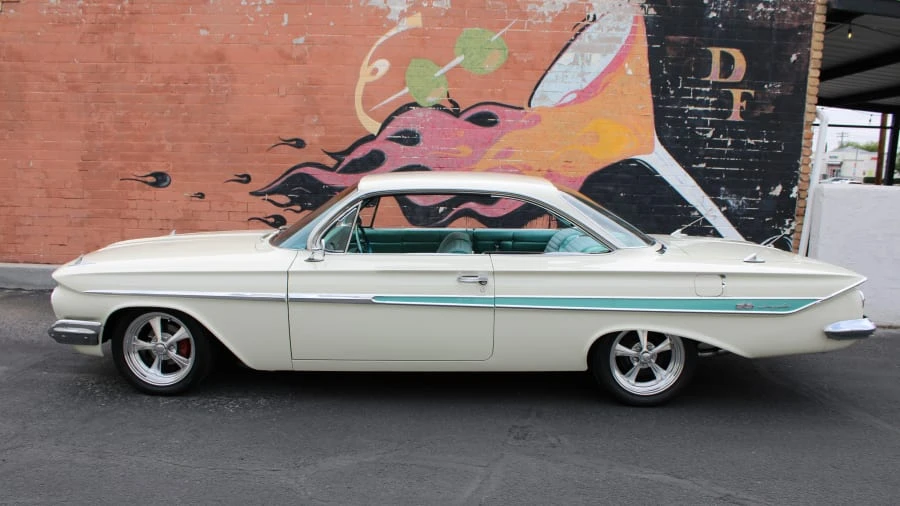 1961 Chevrolet Impala 3rd Gen - Image 15 of 31