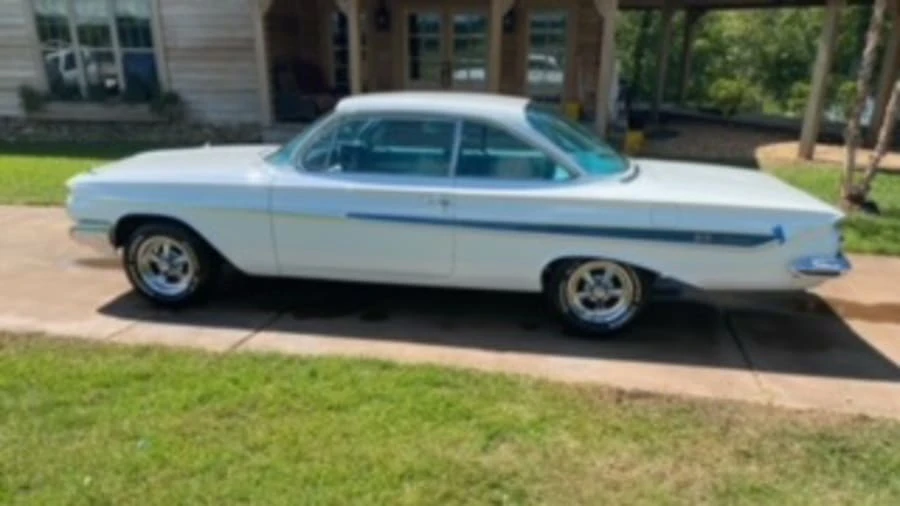 1961 Chevrolet Impala 3rd Gen - Image 21 of 23