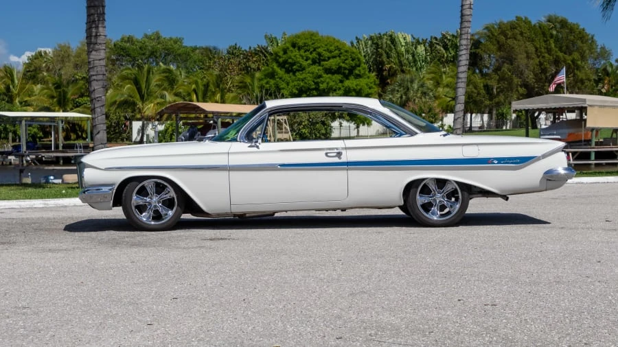 1961 Chevrolet Impala 3rd Gen - Image 2 of 31