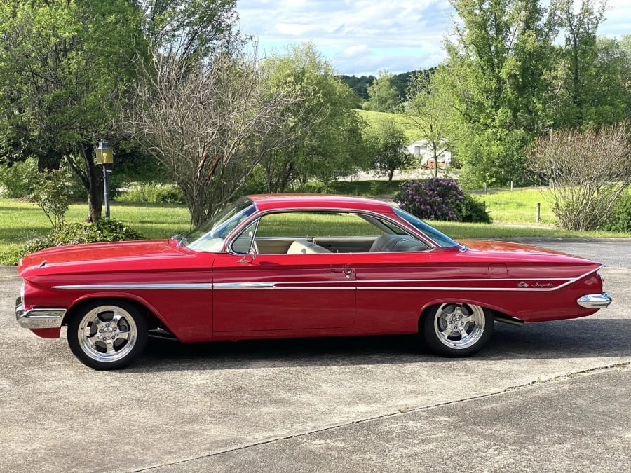 1961 Chevrolet Impala 3rd Gen - Image 2 of 15